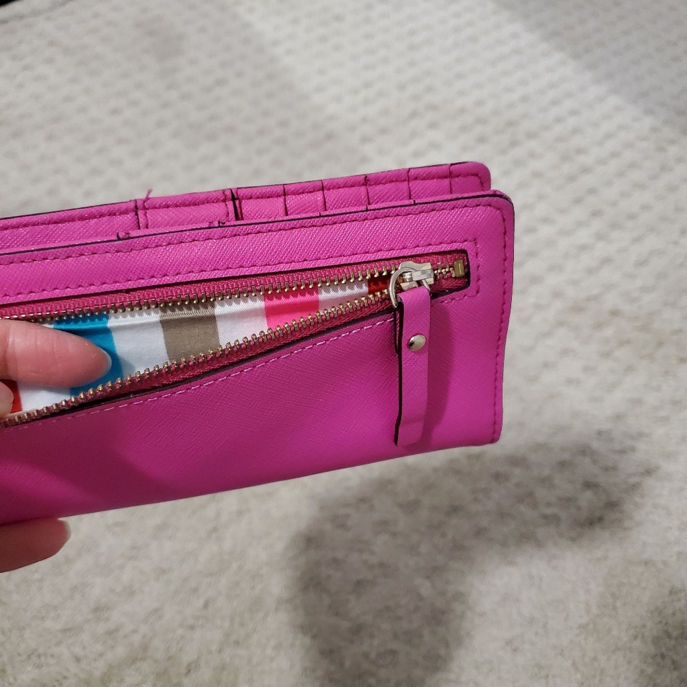 Kate Spade Wallet Hot Pink - Picture 3 of 13